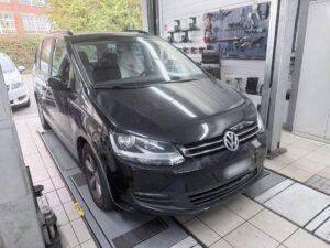 VW Sharan 2.0 TDI BlueMT Trendl. DSG, 140 PS