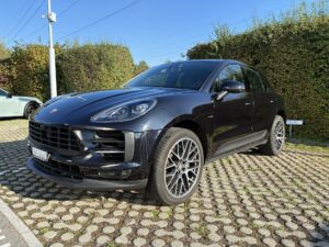 PORSCHE Macan S