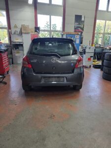 TOYOTA Yaris 1.3