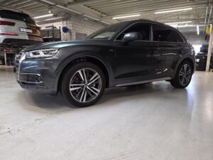 AUDI Q5 2.0TDI Quattro S-line