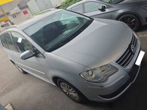 VW Touran 2.0 TDI DPF Trendline, 140 PS