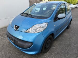 PEUGEOT 107 1.0i