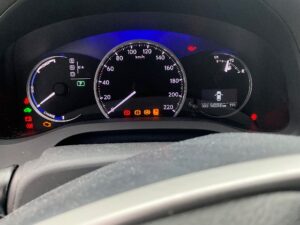 Lexus CT 200h F-Sport, 99 PS