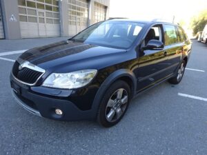 SKODA Octavia Scout 2.0 TDI DSG 4×4