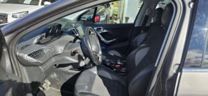 PEUGEOT 2008 1.2i STT