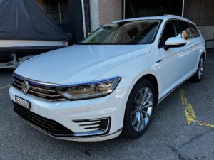 VW Passat GTE Variant