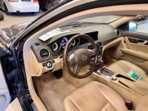 Mercedes-Benz C-Klasse S204 Kombi C 250 CDI BlueEF Elegance 4m, 204 PS